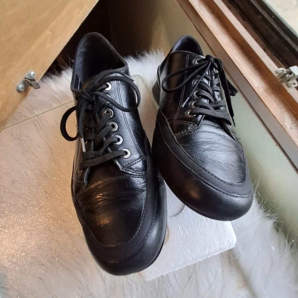 Mephisto Air Relax Black Leather Lace-Up Low Top Comfy Shoes Women Size 9.5